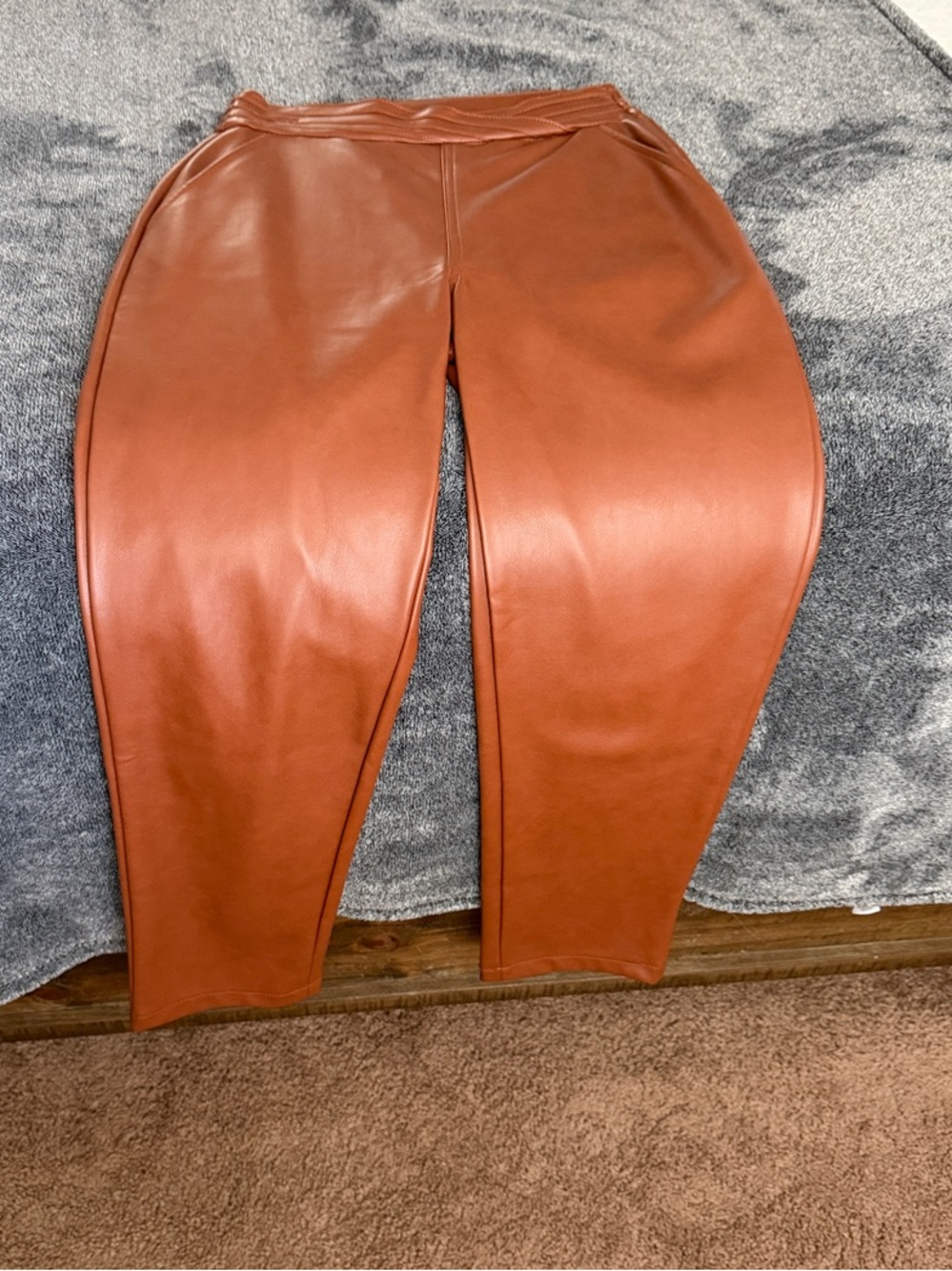 7 For All Mankind High-Rise Faux Leather Jeans in Rust